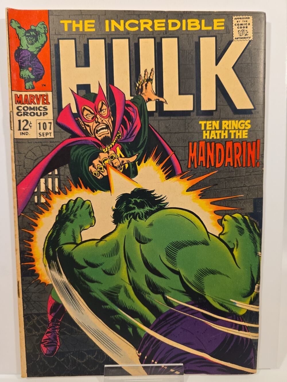 HULK #107 Ten Rings Hath the Mandarin! Marvel Comic Book